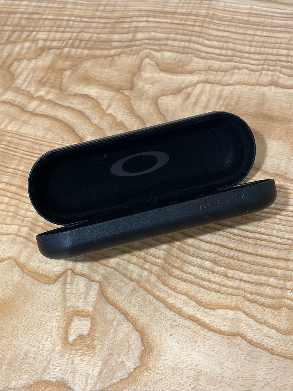 Oakley Black leather Hard Shell Eyewear Case glasses sunglasses readers eyes